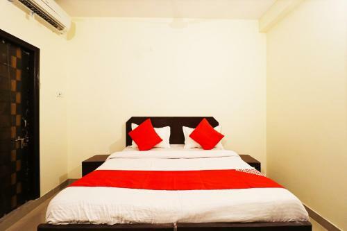 Hotel Oyo 60914 Crb Palace