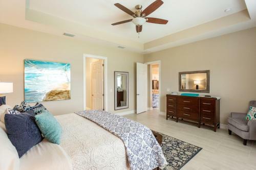 Vernazza Vacation Rental In Naples Reserve