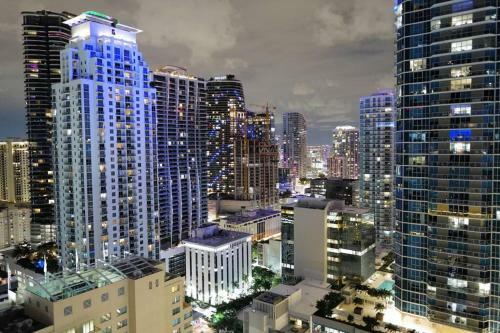 Elegant Brickell Apartment