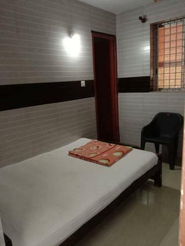 Hotel Spot On 86533 Stay With Karthiks