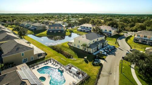 3 Bedroom Townhouse In Serenity Complex With Private Pool New Listing