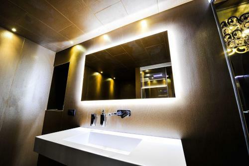 Bed & Breakfast Naucleros Suites