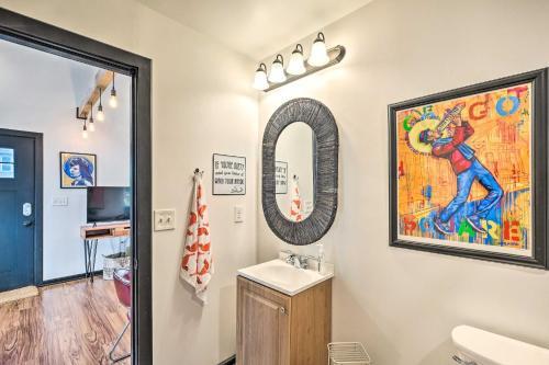 Modern Louisville Apartment With Furnished Deck
