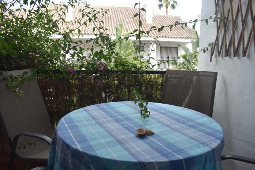 Beatiful Townhouse Los Naranjos de Marbella T003