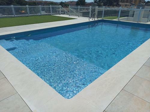 Apartamento Con Piscina Cerca De La Playa