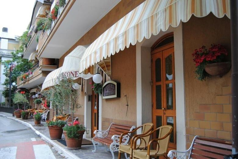 Hotel Cercone