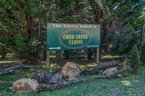 Hotel The Bear Cobb Creek Cabins