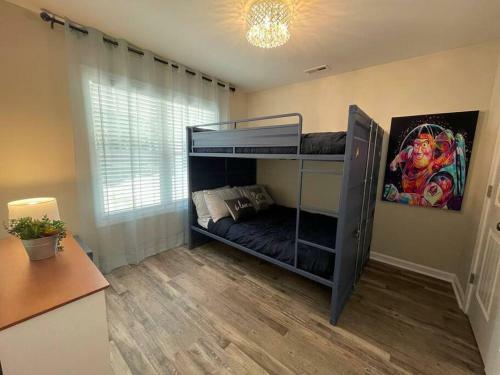 Sleep 10, New Construction Home, Half Mile To Beach, 3 Bd 2 Ba, 6 Beds