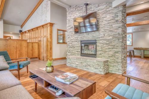 River Ridge 422ab