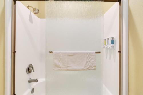 River Ridge 324ab