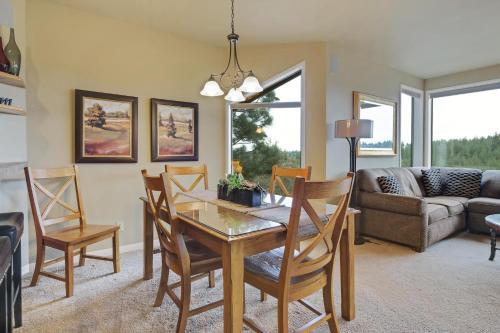 River Ridge 324ab