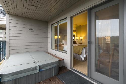 River Ridge 324ab