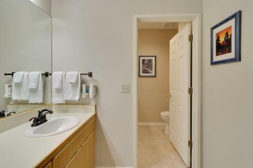 River Ridge 517ab