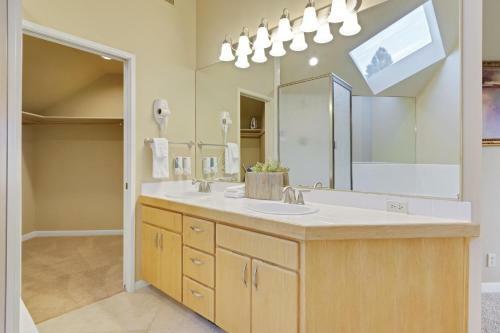 River Ridge 428ab