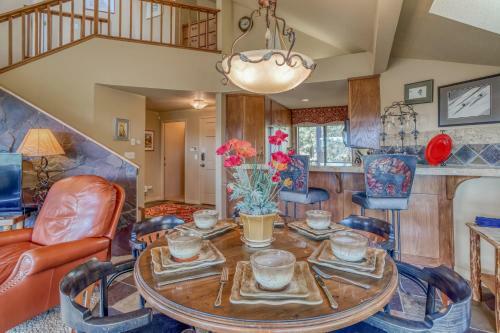 River Ridge 617a