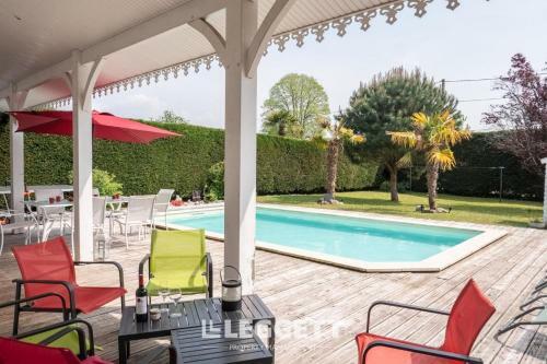 Beautiful Louisiana Villa Sleeps 6 With Pool Without Screws