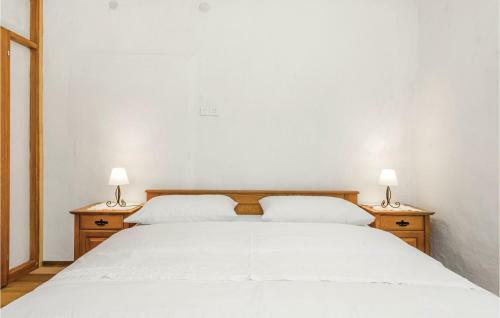 Three-bedroom Holiday Home In Skrad