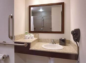 Hotel Holiday Inn Express & Suites Overland Park