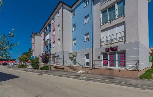 Apartment Melarnian Near The Beach In Umag