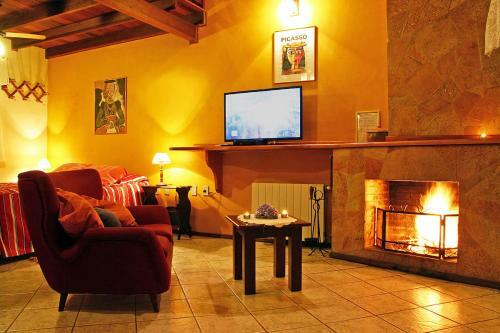 Hostal Chalets Do Vale