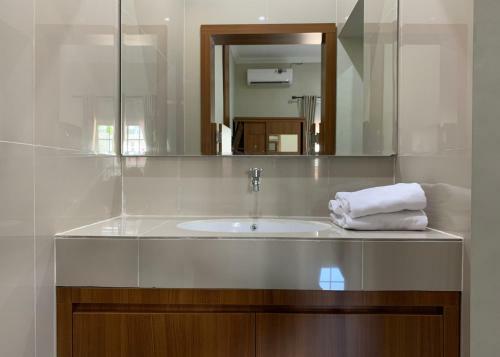 Hotel Griya Sambilegi Maguwoharjo Redpartner