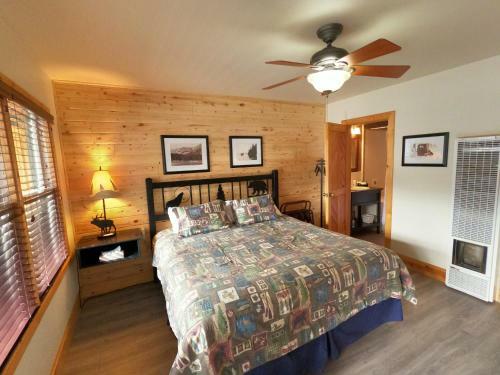Hotel Creekside Lodge