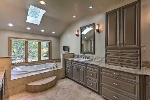 Stunning Evergreen Mountain Home On Private Stream