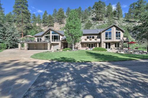 Stunning Evergreen Mountain Home On Private Stream