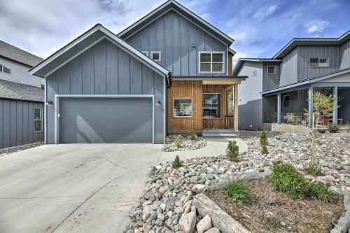 Modern Mtn Getaway With Deck, Gas Grill And Views