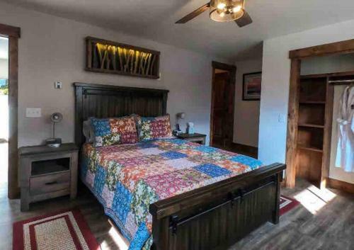 Bed & Breakfast Clear Creek Inn