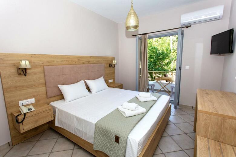 Caretta - Caretta Hotel