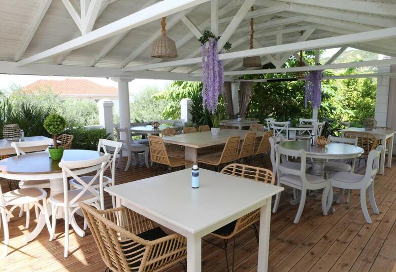Caretta - Caretta Hotel