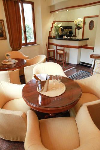 Hotel Tirreno