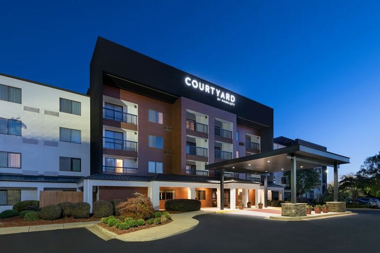 Hotel Courtyard By Marriott Burlington