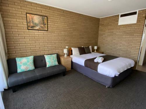 Warrina Motor Inn