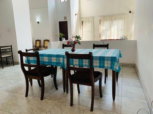 Hostal Kasthuri Villa