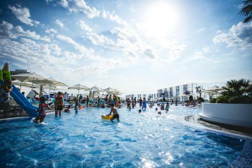 Hotel Sea Breeze Resort&residence