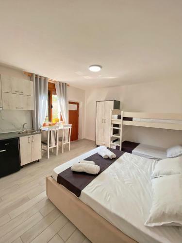 Hostal Sunny Guest House