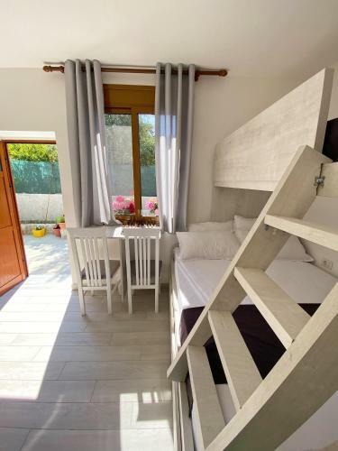 Hostal Sunny Guest House