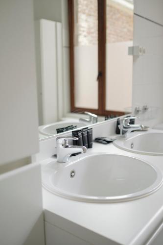 Apartamento Spacious 2 Bedrooms Flat Between Les �tangs D'ixelles And The University