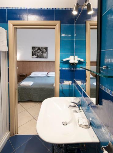 Hostal Vomero House