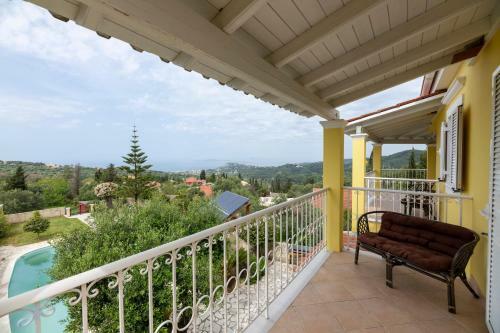 Three Bay Villa Kavvadades