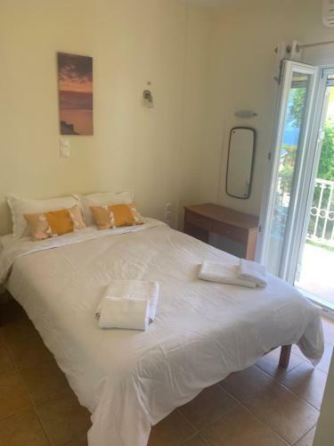 Three Bay Villa Kavvadades