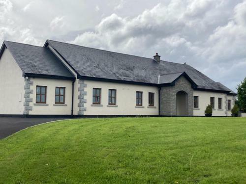Hostal Lir Lodge