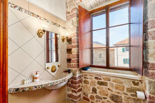 Heritage Apartment By Kotor Nest