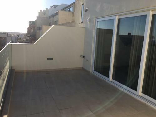 Apartamento Flat 5thelodge-mellieha-designer2bed-hugeterrace