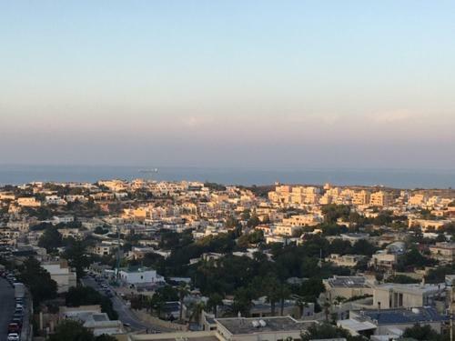 Apartamento Flat 5thelodge-mellieha-designer2bed-hugeterrace
