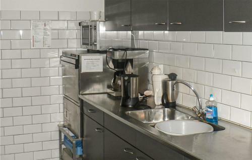Awesome Home In Den Ham With Wifi And 5 Bedrooms