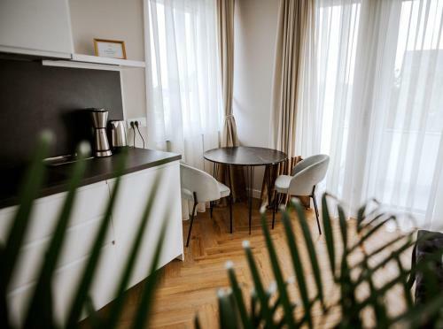 Hostal Bresidence
