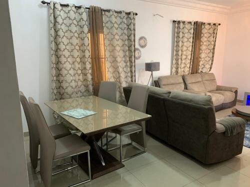 Cheerful 3 Bedroom Bungalow